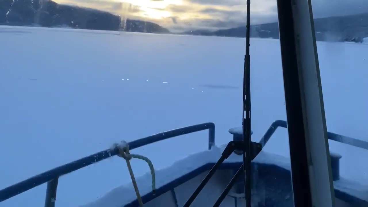 «Havnebris» på isbrytingsoppdrag